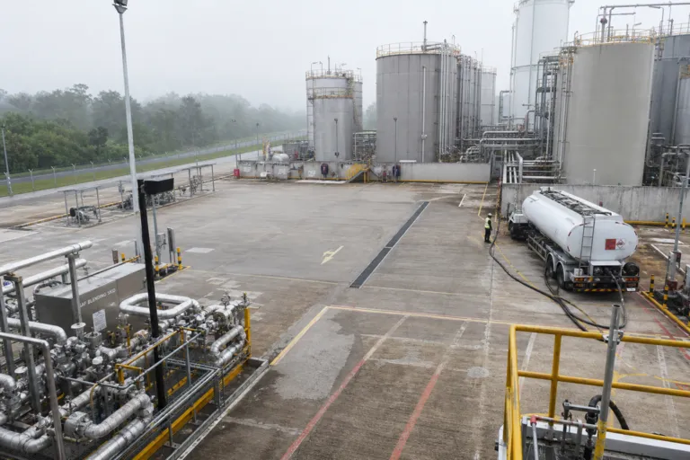 The ASEAN SAF Push: Feedstocks, Mandates, and the High-stakes Race to Decarbonise Aviation in Southeast Asia